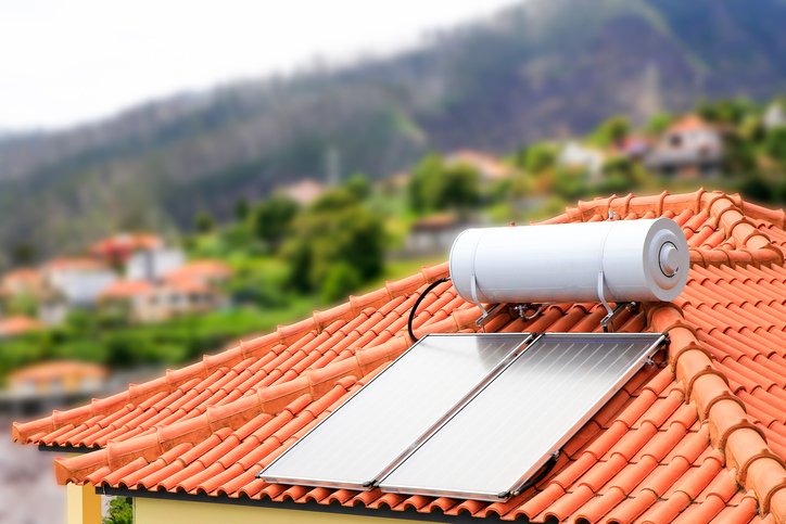 solar-hot-water-panels solar-hot-water-panels